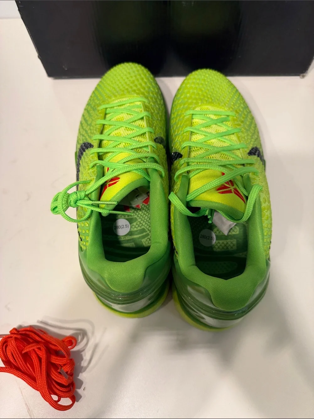 Nike Kobe 6 Proto Grinch men’s basketball shoes size 10